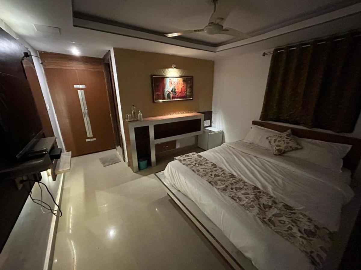 The Peach Tree Rooms Mount Ábú Exteriér fotografie